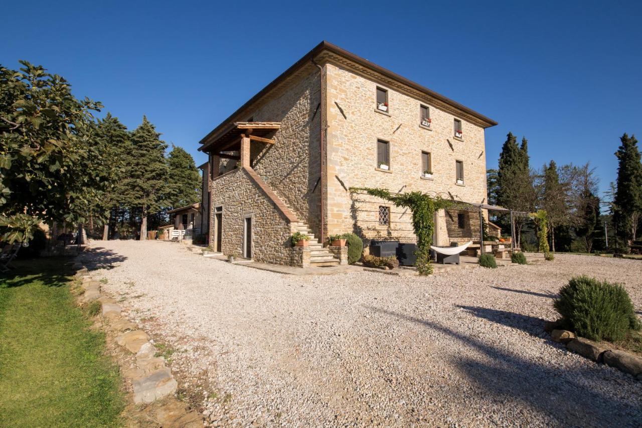 Le Terre Di Caprano Hotel Citta di Castello Bagian luar foto